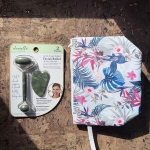 Danielle Jade Facial Roller and Floral Pouch Set